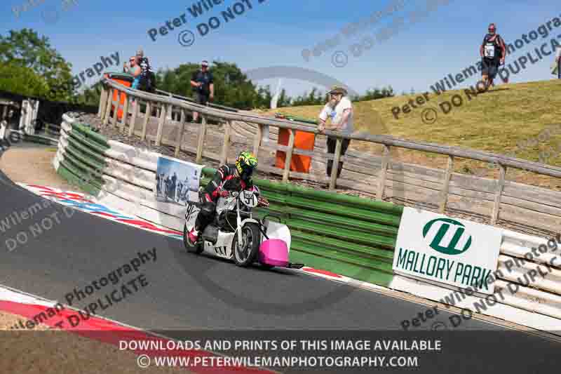 Vintage motorcycle club;eventdigitalimages;mallory park;mallory park trackday photographs;no limits trackdays;peter wileman photography;trackday digital images;trackday photos;vmcc festival 1000 bikes photographs
